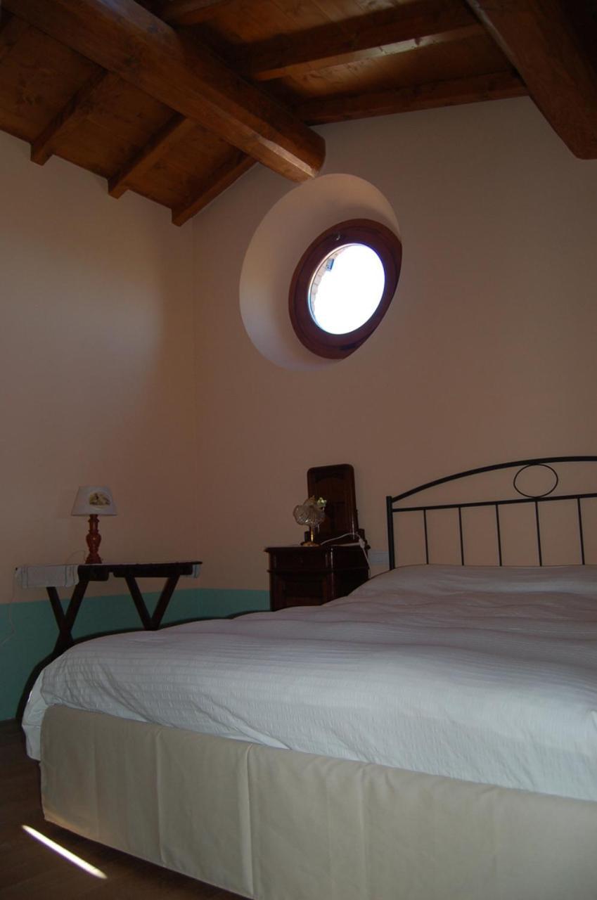 Agriturismo Il Filare Neviano degli Arduini Habitación foto
